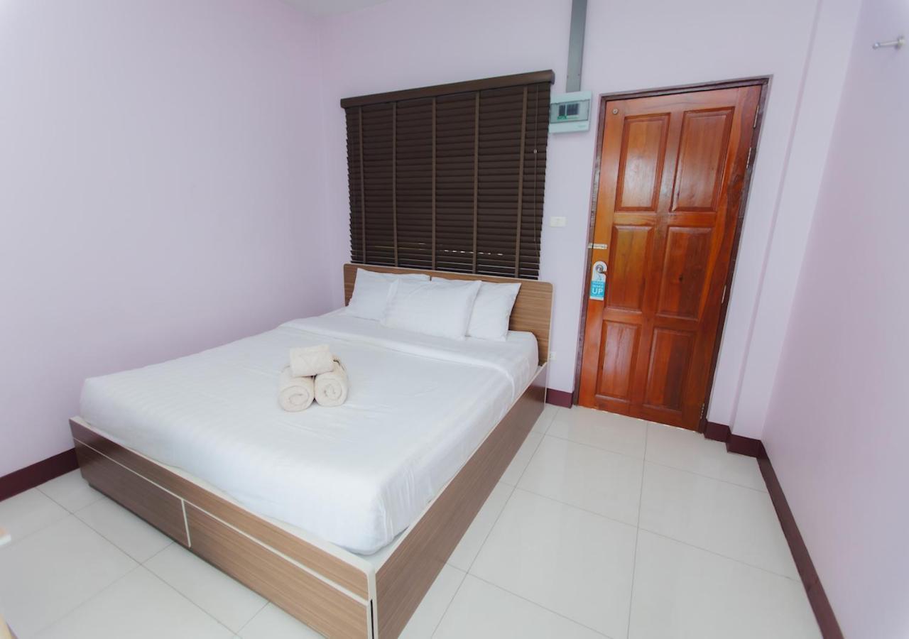 Bloom Guesthouse Chiang Mai Eksteriør billede